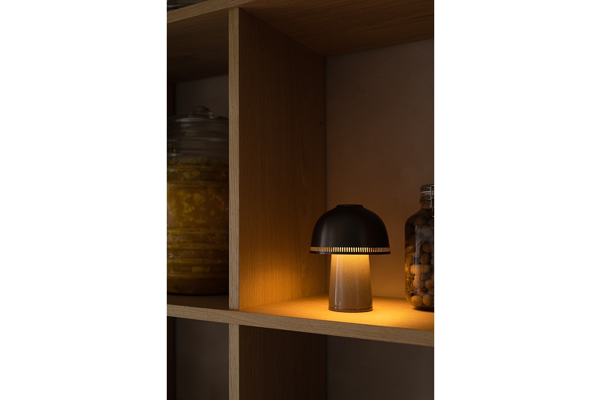 &Tradition | RAKU PORTABLE SH8 BEIGE GREY & BRONZED