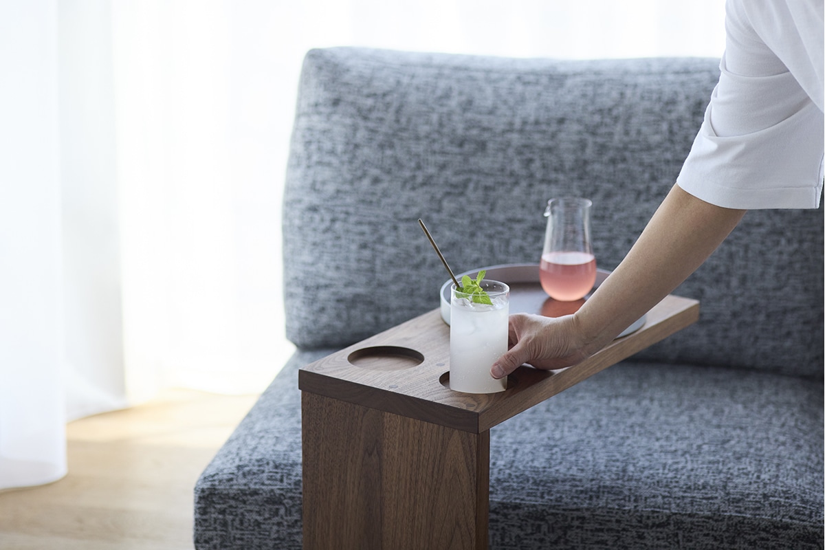 ELVIS SIDE TABLE H40cm / マグプレイス(2箇所)
