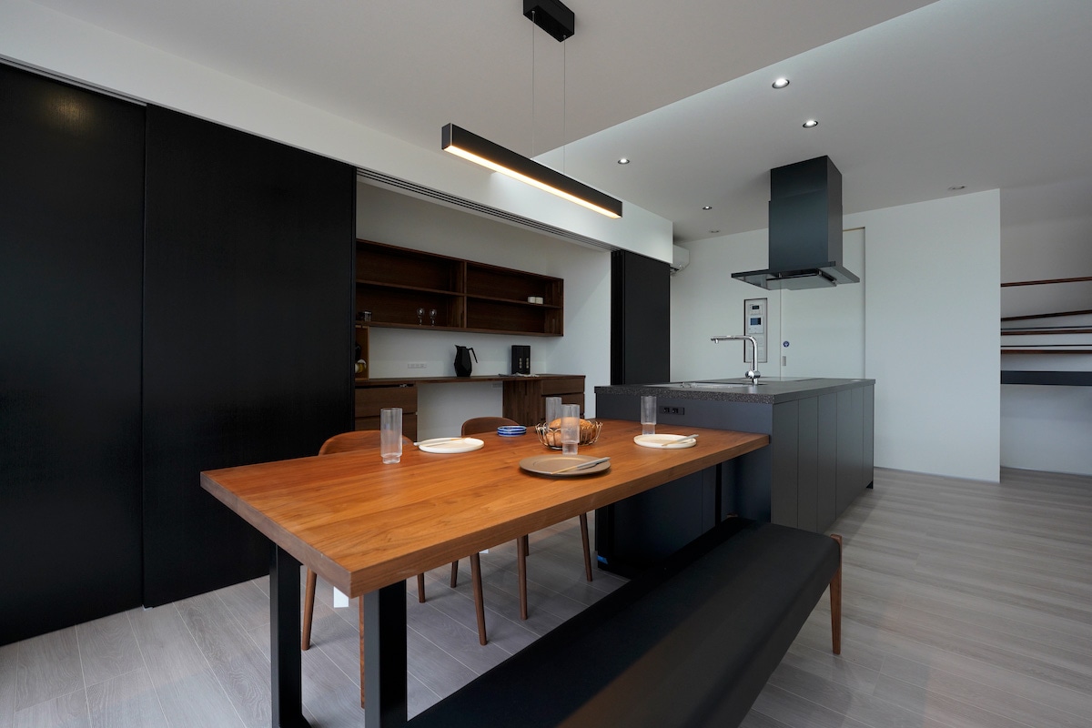 WILDWOOD THICK41 DINING TABLE W 160cm × D 90cm