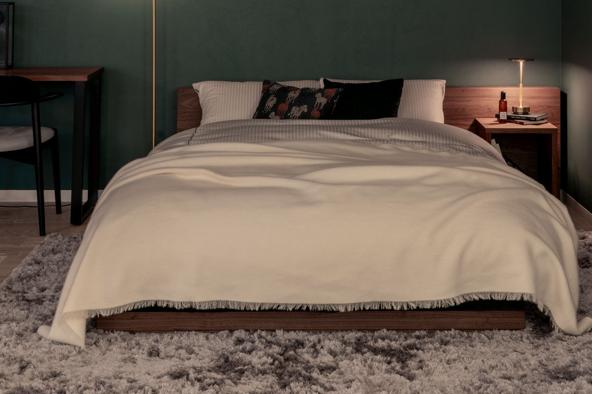 UNISON WIDE HEAD BED クイーン(Q)