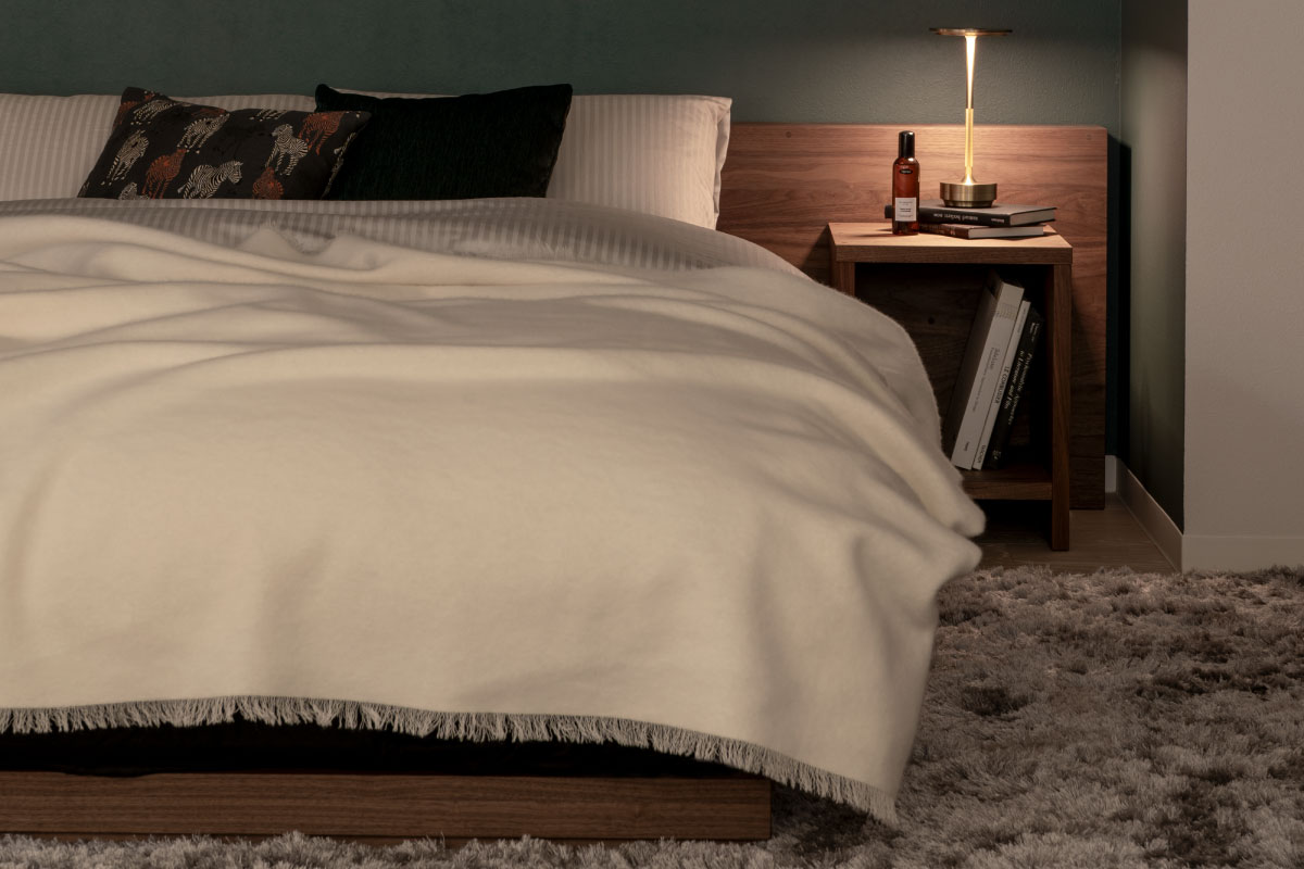 UNISON WIDE HEAD BED クイーン(Q)